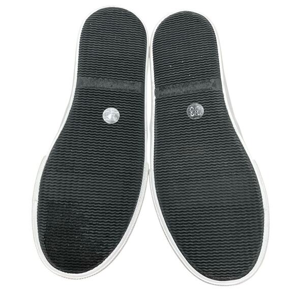 Lily and Dan Memory Foam Canvas Tire Tracks Sneakers Size 2 / 3 - Picture 7 of 7